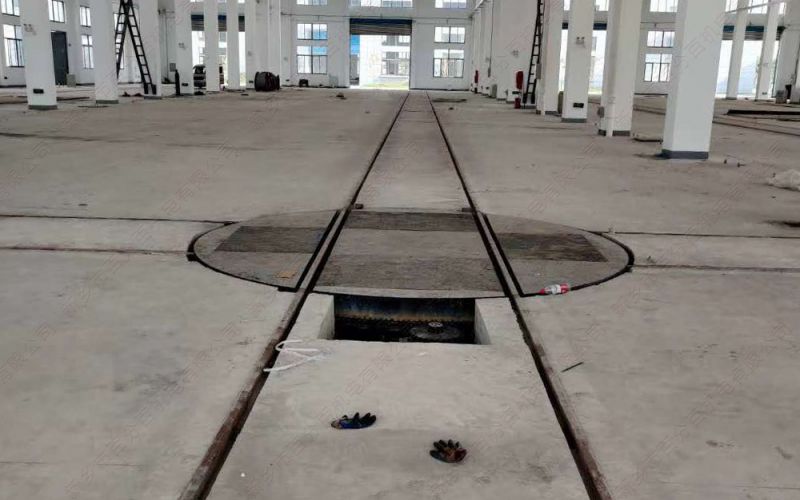 低壓軌道供電型電動(dòng)平車(chē)鋪設(shè)軌道的方法