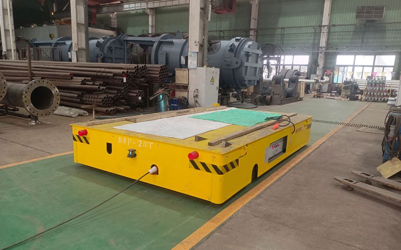 電動無軌平板車液壓轉(zhuǎn)向方式的特點(diǎn)，與常規(guī)差速轉(zhuǎn)向的區(qū)別是什么？